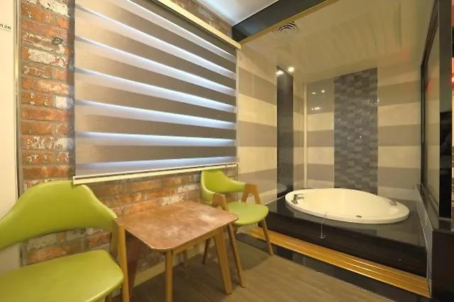 Ulsan Mugeo-Dong Chicago Motel South Korea