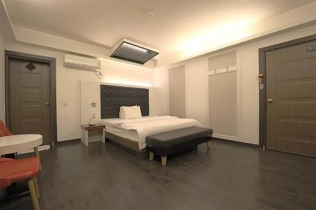 Ulsan Mugeo-Dong Chicago Motel South Korea
